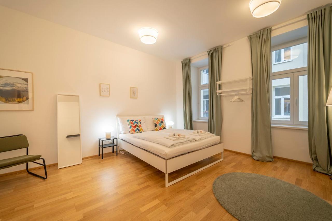 Karl I Levestate Apartment *